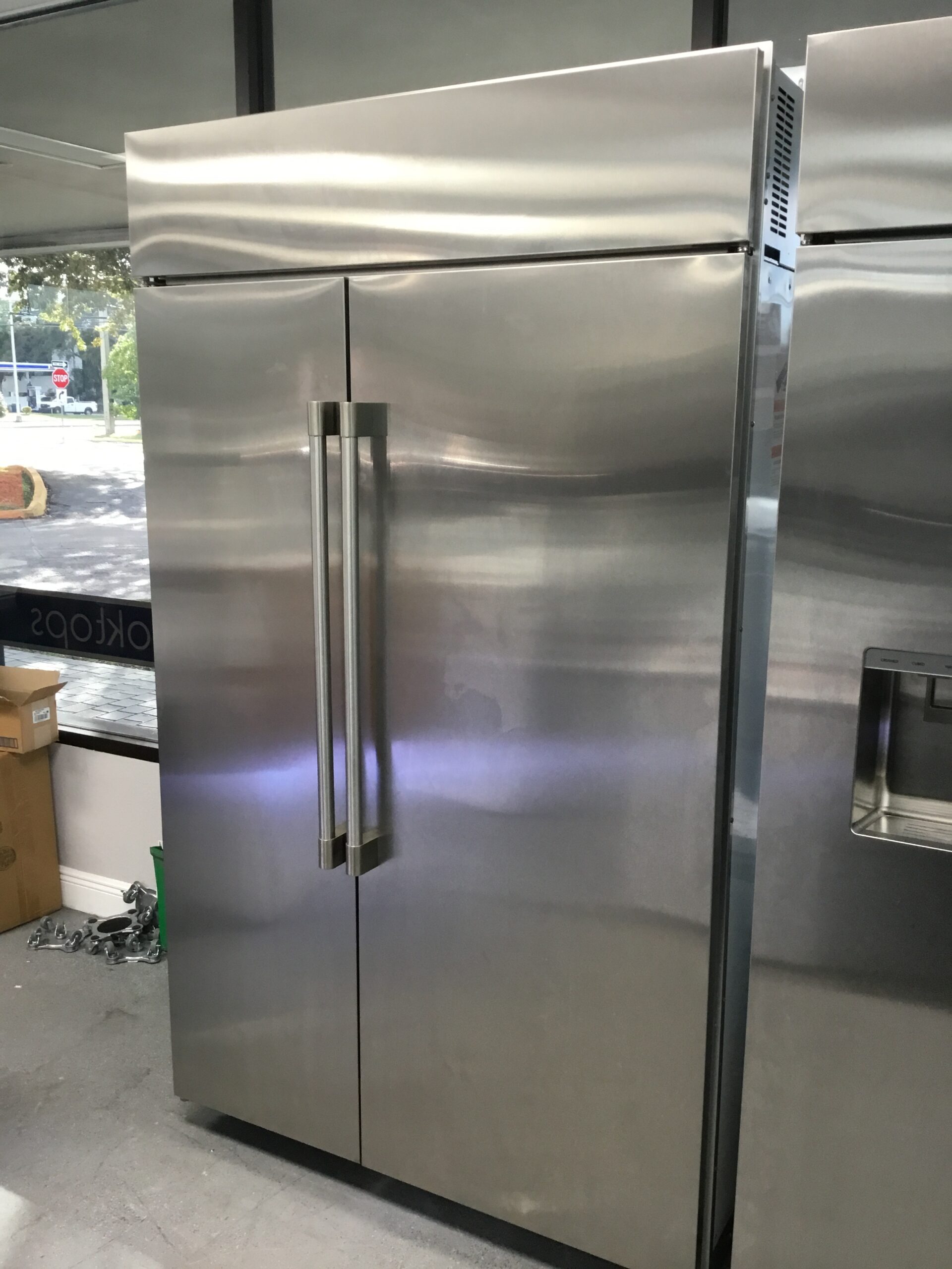 Cafe Refrigerator Built-In CSB48WP2NS1 - Mardeys